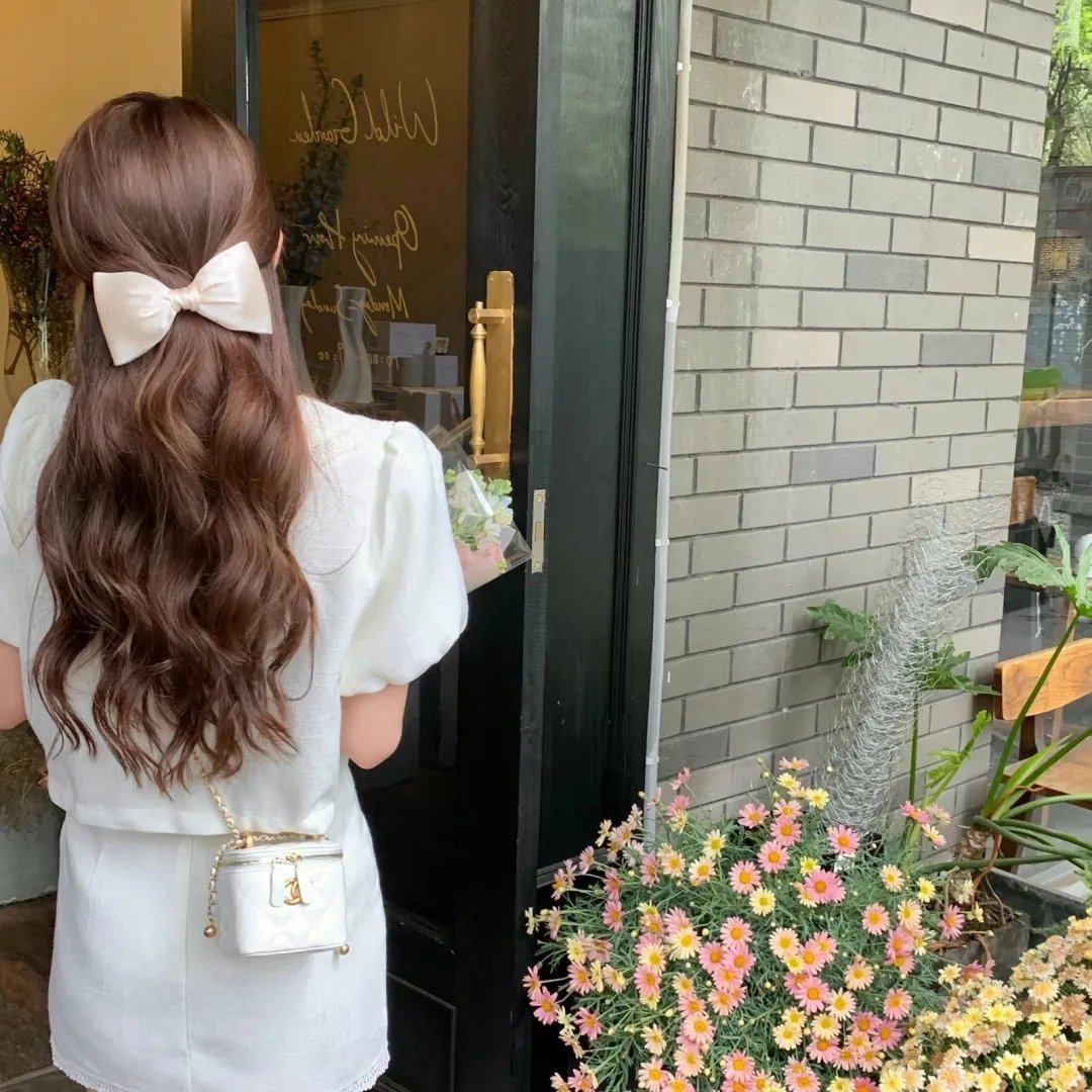 青铜匕首